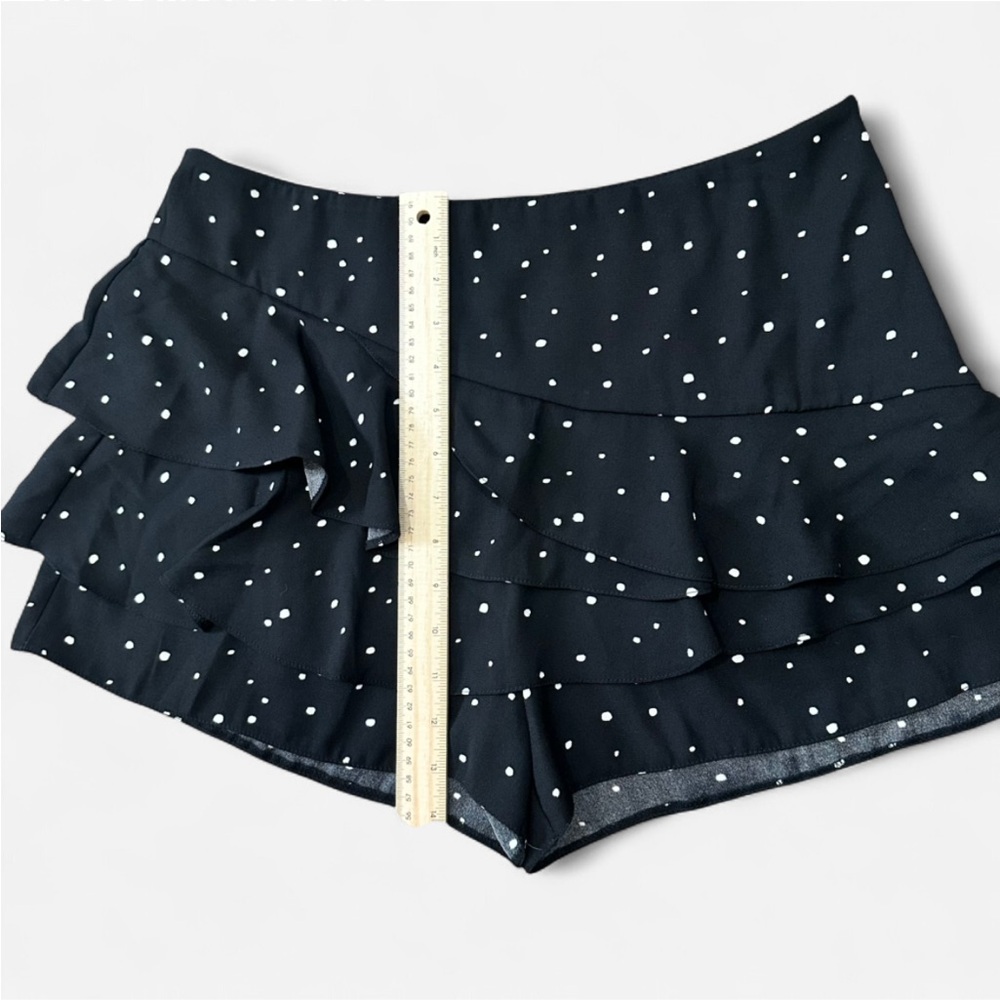 NEW River Island Women's 10 Black & White Dots Tiered Ruffle Shorts Skort Summer - Picture 8 of 8